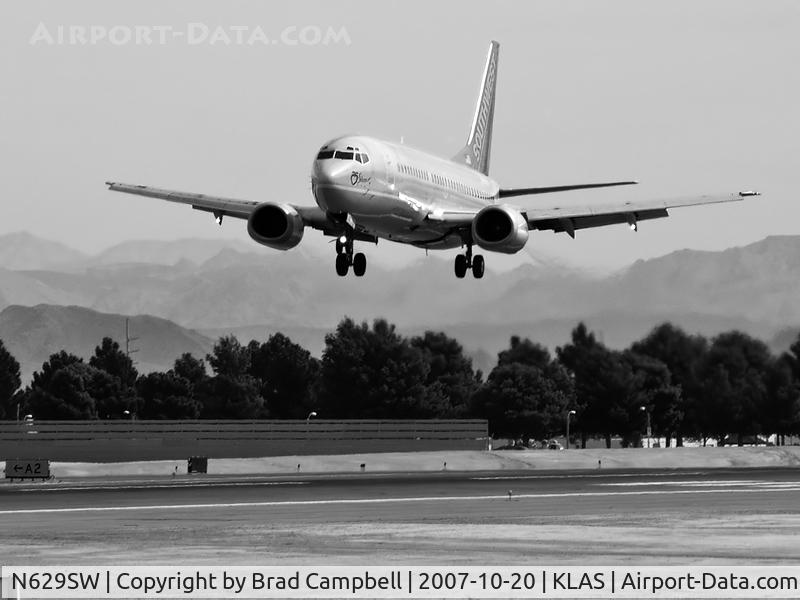 N629SW, 1996 Boeing 737-3H4 C/N 27704, Southwest Airlines - 'Silver One' / 1996 Boeing 737-3H4