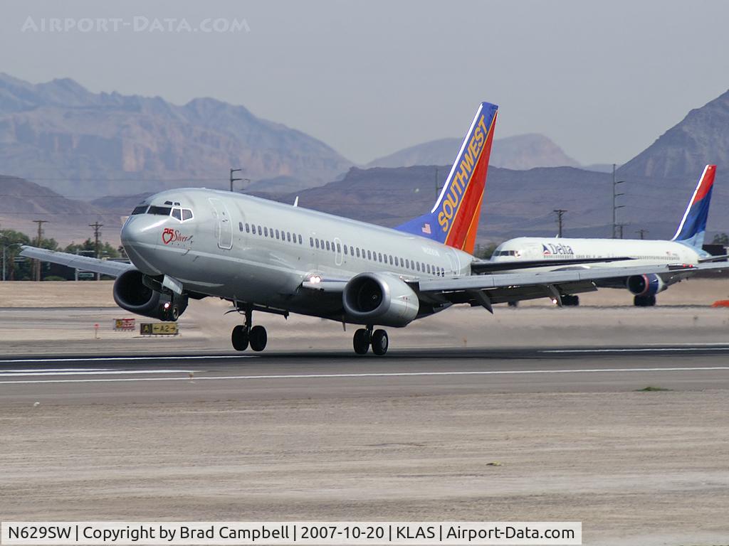N629SW, 1996 Boeing 737-3H4 C/N 27704, Southwest Airlines - 'Silver One' / 1996 Boeing 737-3H4