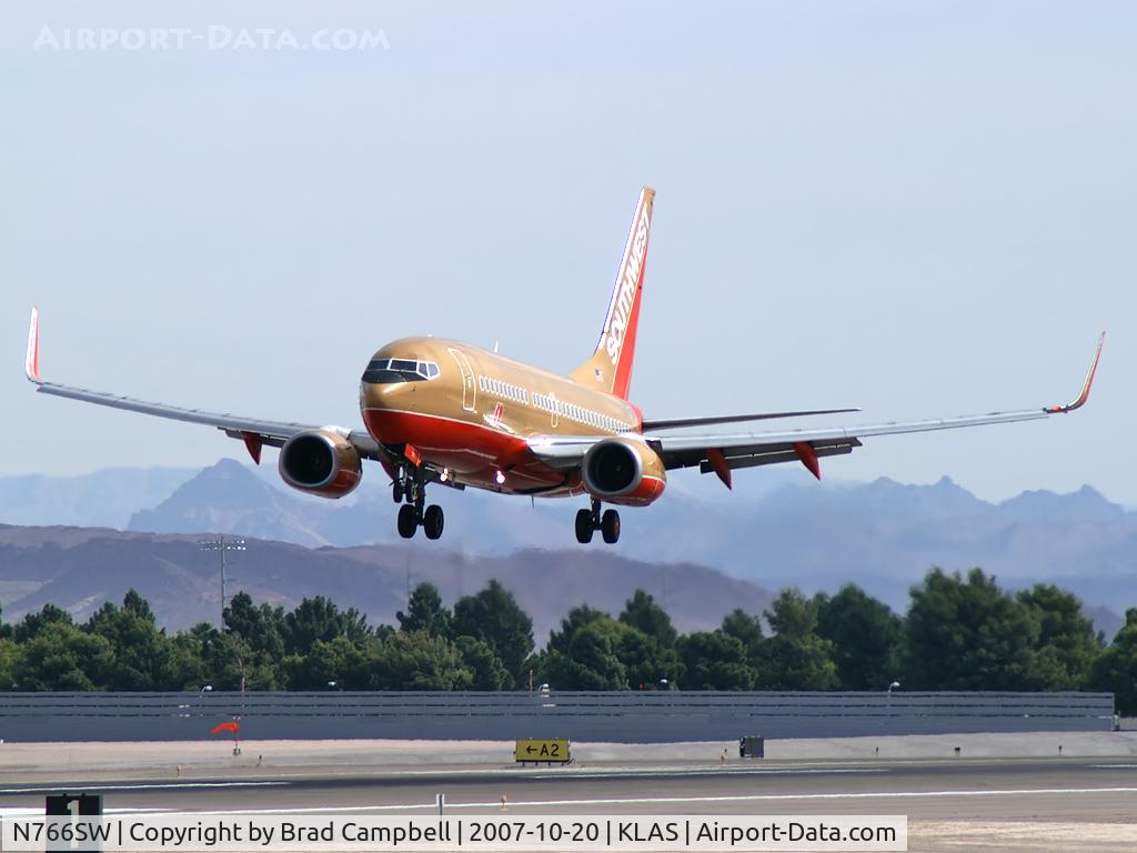 N766SW, 2000 Boeing 737-7H4 C/N 29806, Southwest Airlines / 2000 Boeing 737-7H4
