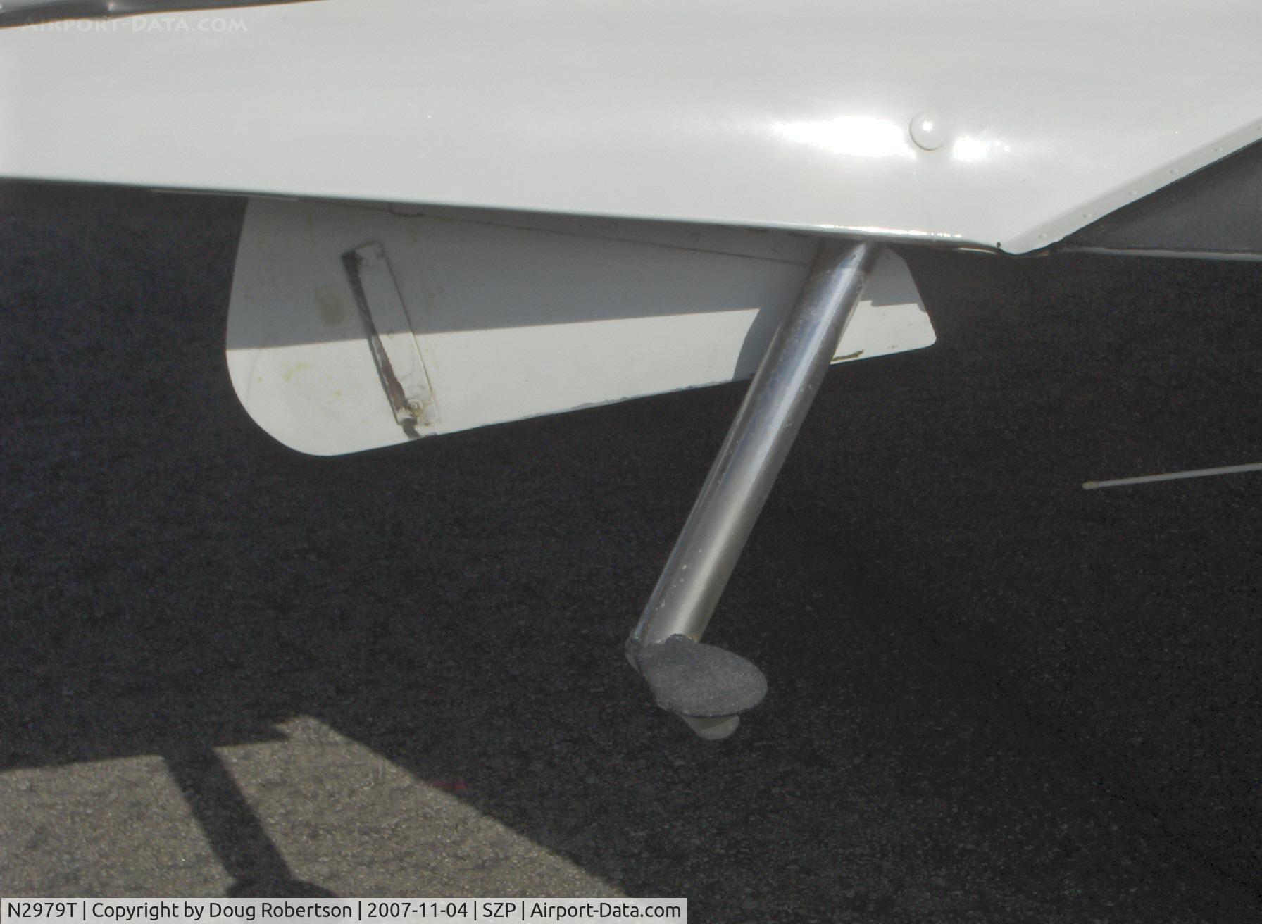 N2979T, 1966 Aero Commander 200D C/N 345, 1966 Aero Commander (Meyers) 200D, Continental IO-520 285 Hp, retractable boarding step and fairing door