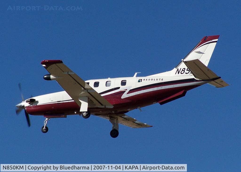 N850KM, 2007 Socata TBM-700 C/N 407, Approach to 17L