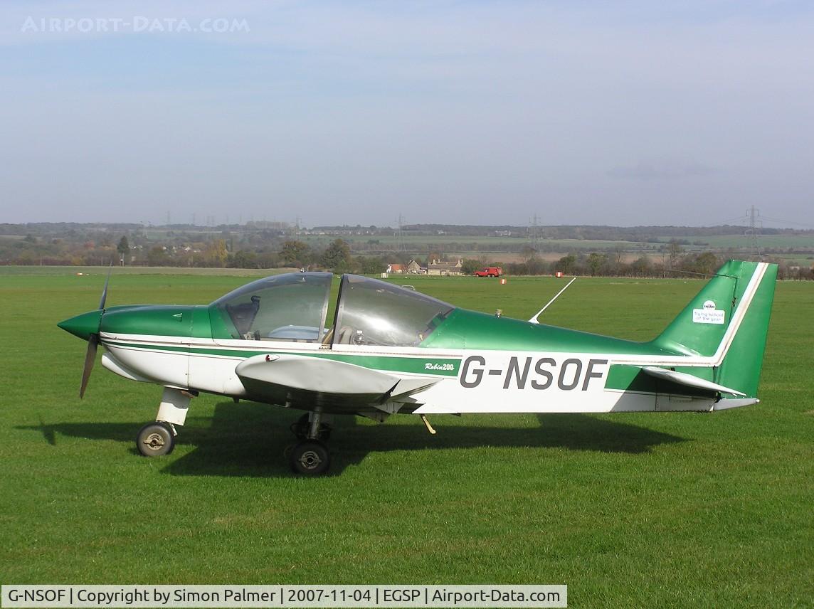 G-NSOF, 1999 Robin HR-200-120B C/N 334, Robin HR200 of Northampton School Of Flying at Sibson