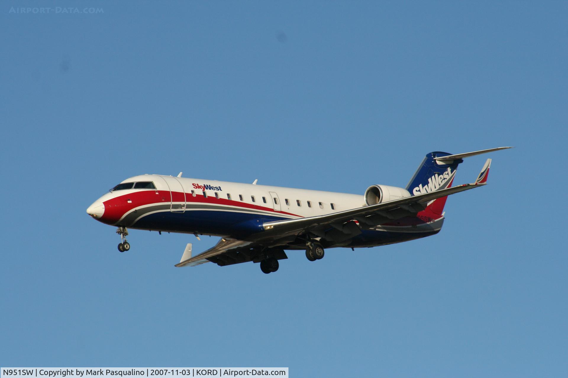 N951SW, 2003 Bombardier CRJ-200LR (CL-600-2B19) C/N 7795, CL-600-2B19