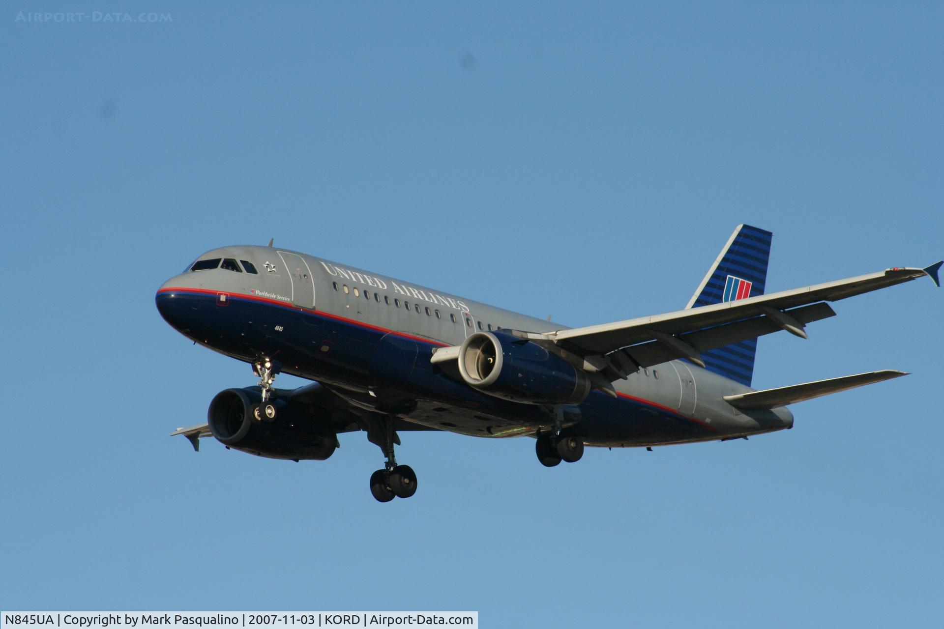 N845UA, 2001 Airbus A319-131 C/N 1585, Airbus A319