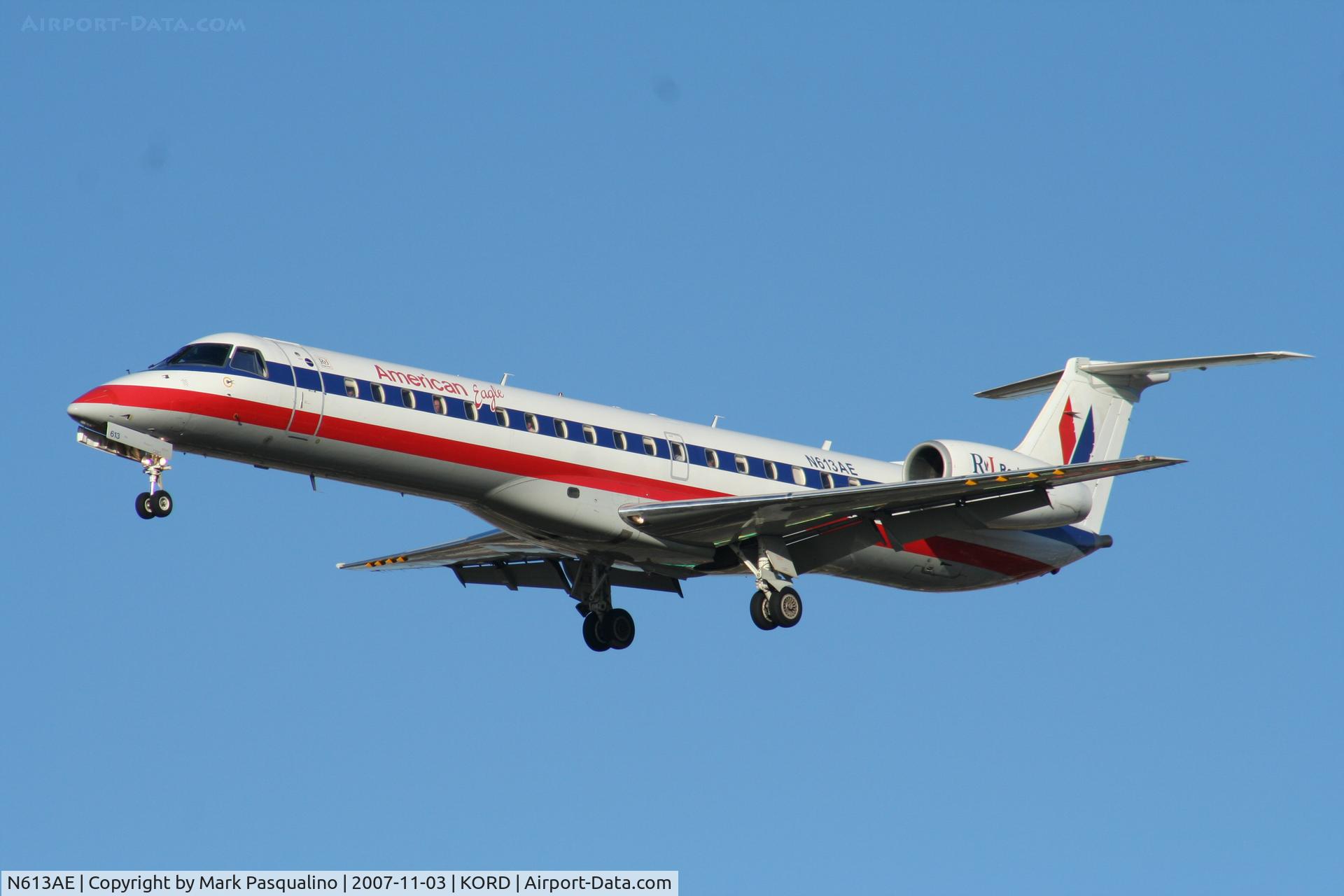 N613AE, 1998 Embraer ERJ-145LR (EMB-145LR) C/N 145081, EMB-145