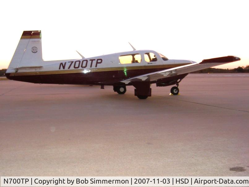 N700TP, 1994 Mooney M20J 201 C/N 24-3322, Early morning on the ramp at Oklahoma City Sundance.