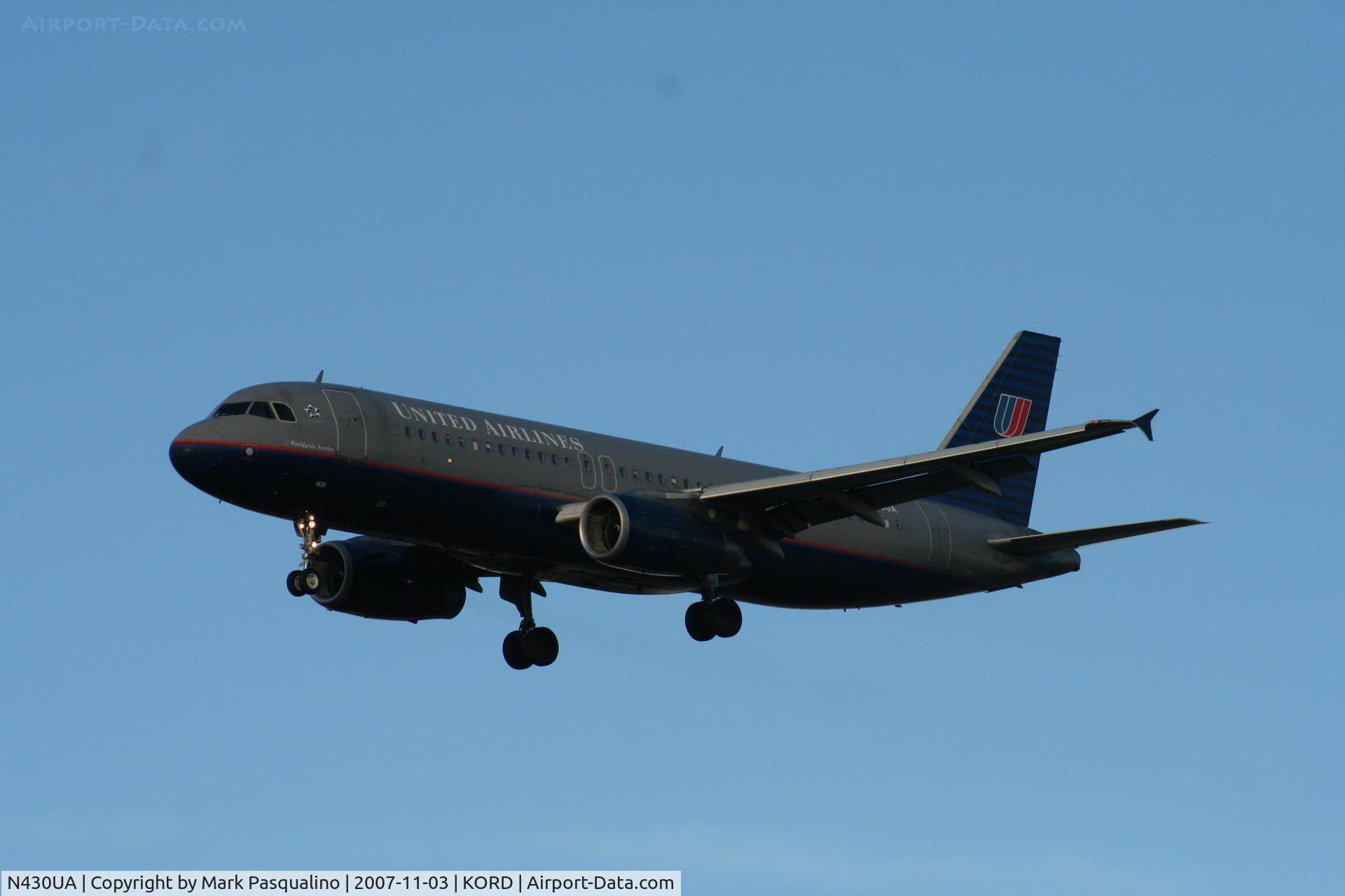N430UA, 1996 Airbus A320-232 C/N 568, Airbus A320