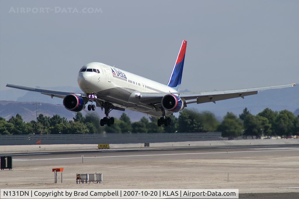 N131DN, 1990 Boeing 767-332 C/N 24852, Delta Airlines / 1990 Boeing 767-332