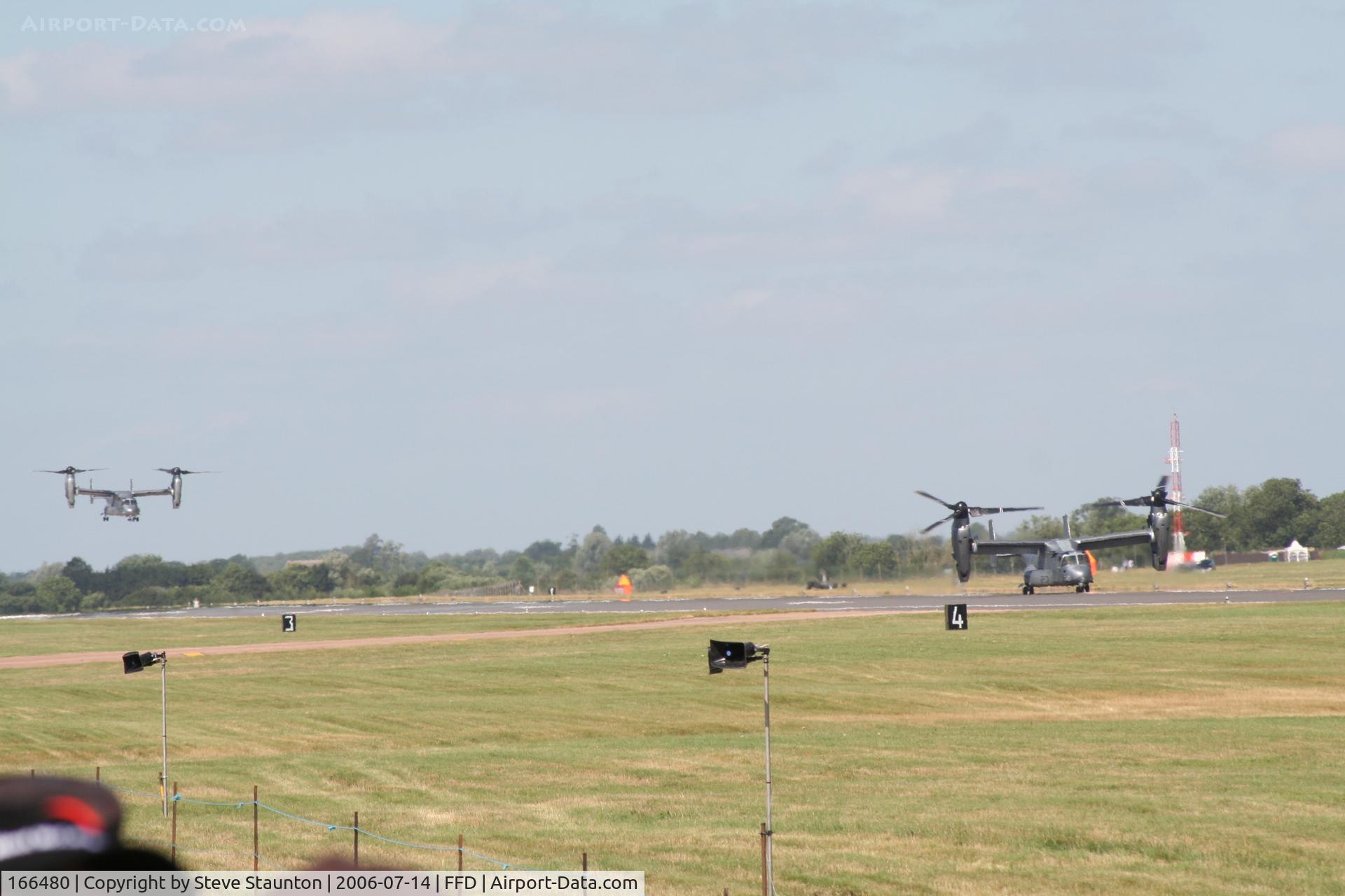166480, Bell-Boeing MV-22B Osprey C/N D0059, Royal International Air Tattoo 2006 (with 166391)
