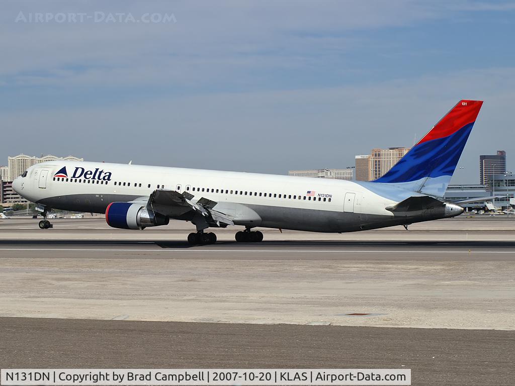 N131DN, 1990 Boeing 767-332 C/N 24852, Delta Airlines / 1990 Boeing 767-332