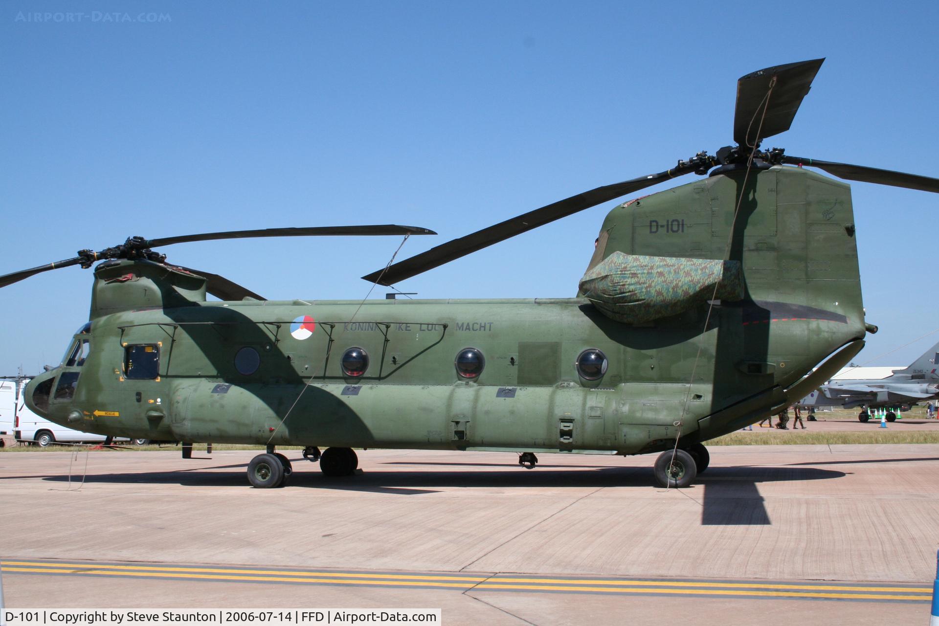 D-101, Boeing CH-47D Chinook C/N M.4101, Royal International Air Tattoo 2006