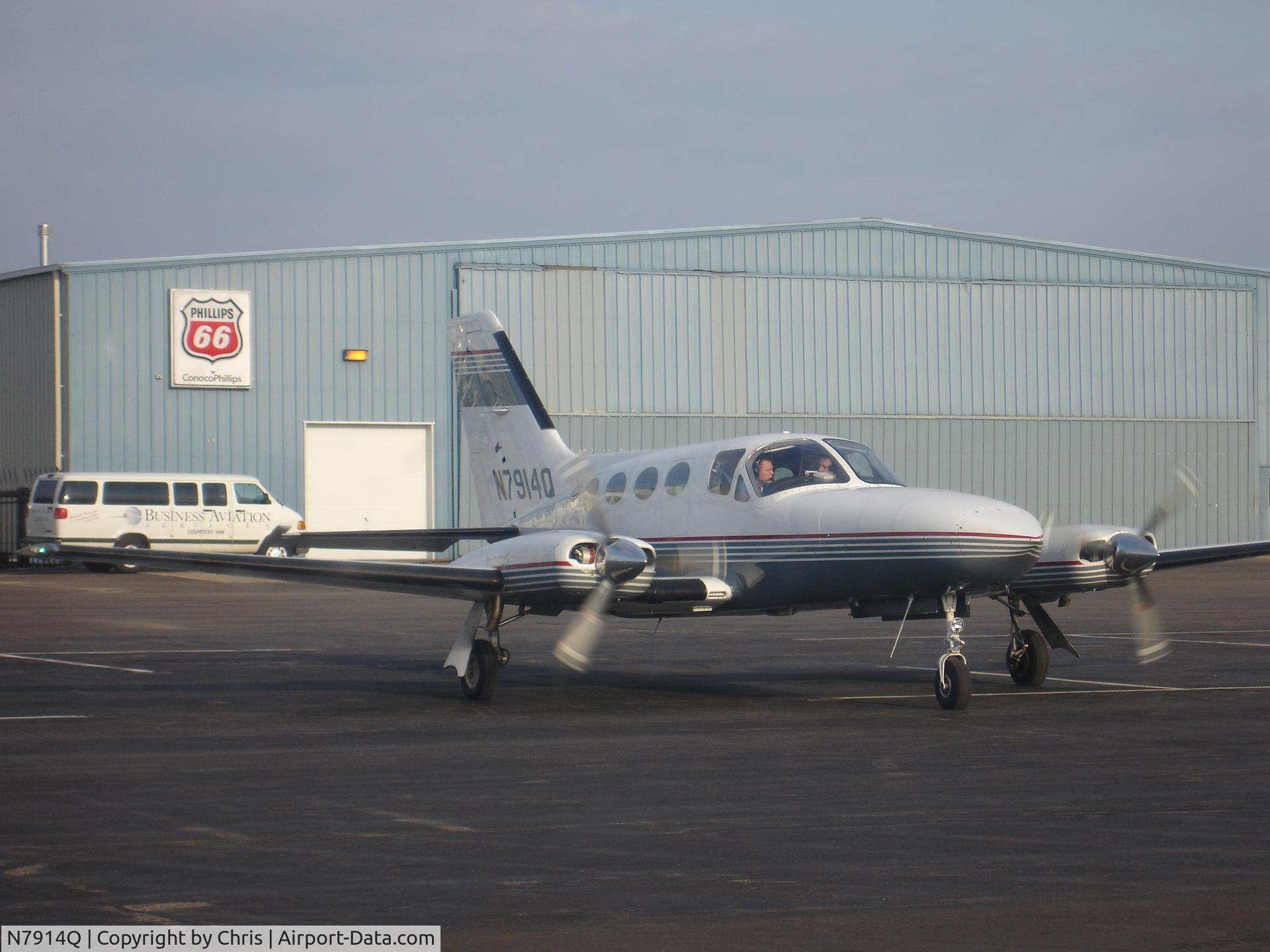 N7914Q, 1979 Cessna 414A Chancellor C/N 414A0305, KFSD