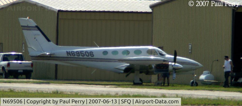 N69506, 1974 Cessna 340 C/N 340-0343, Looks like this twin is getting some work