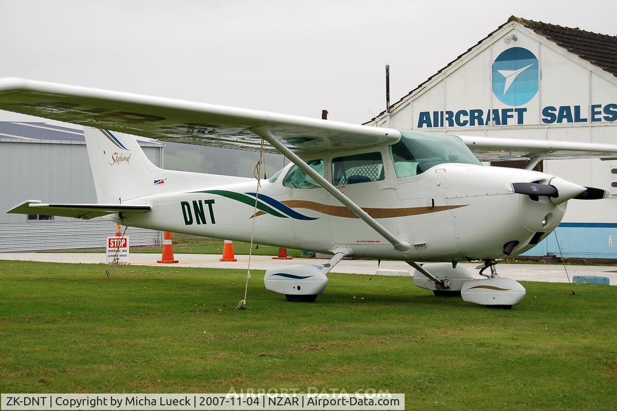 ZK-DNT, Cessna 172M C/N 17262406, At Ardmore Aerodrome
