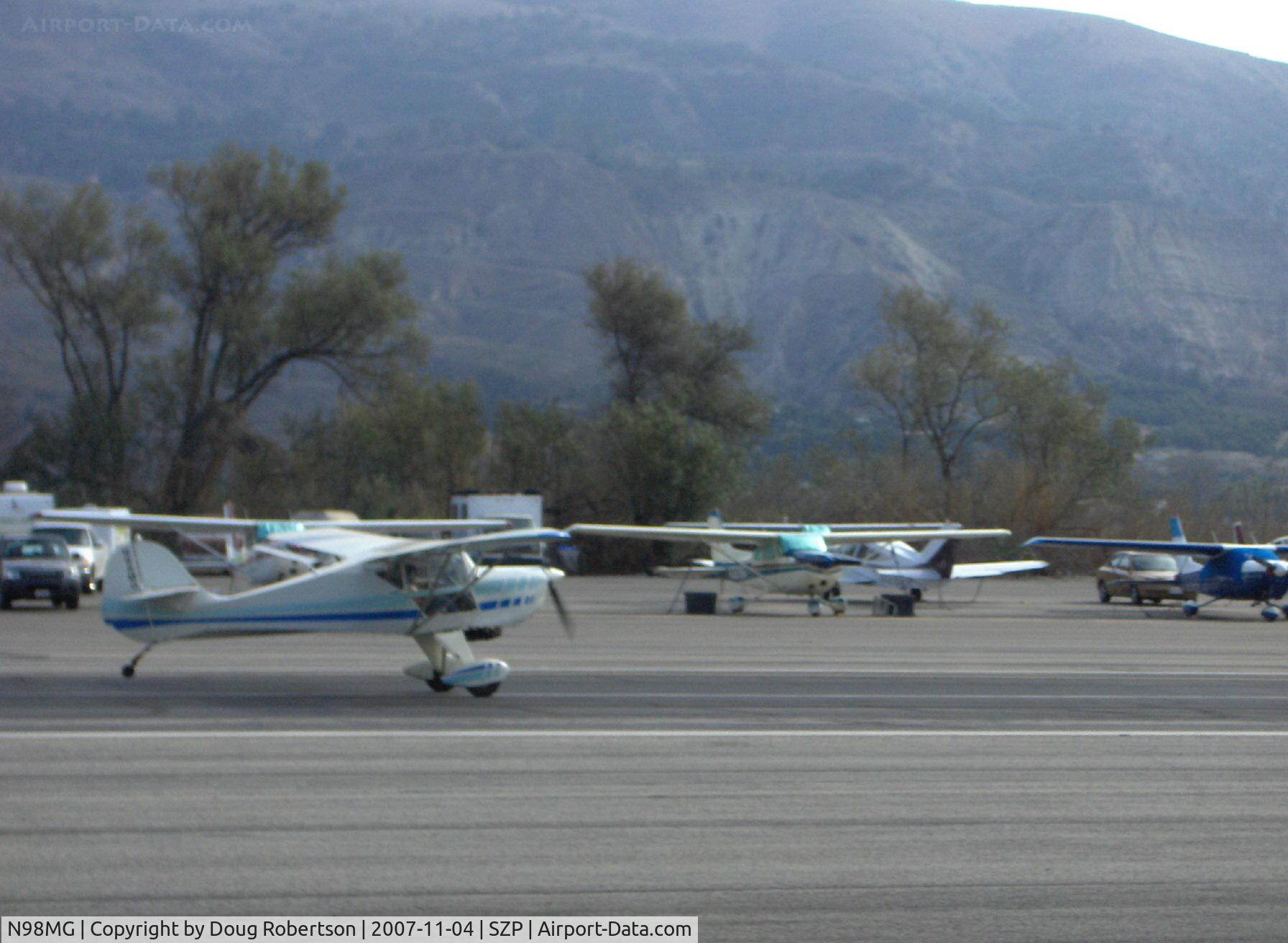 N98MG, 1997 Avid Flyer Mark IV C/N 678, 1997 Gonzalez AVID Mk4, Bombardier Rotax engine, takeoff roll Rwy 22