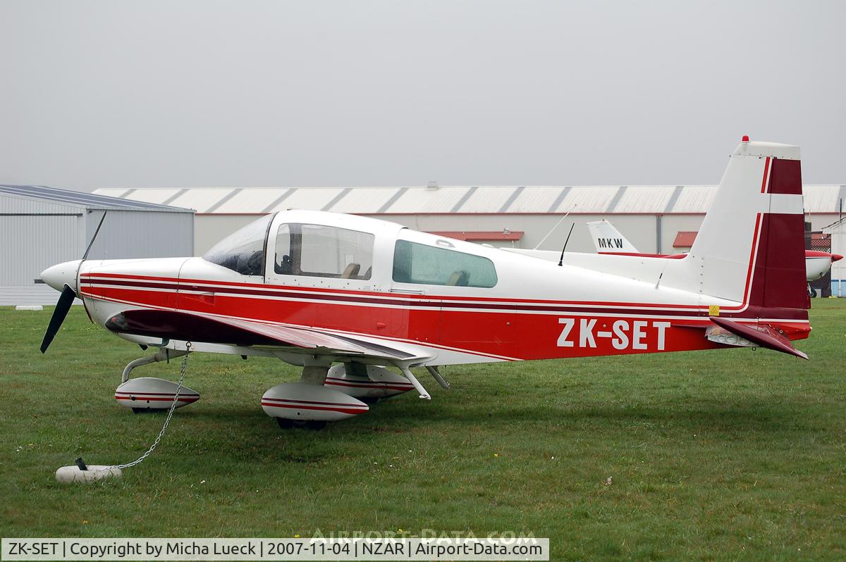 ZK-SET, Grumman American AA-5A Cheetah C/N AA5A-0324, At Ardmore Aerodrome