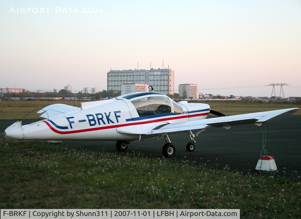 F-BRKF, Socata MS-893A Rallye Commodore 180 C/N 10960, On maintenance at LFBH