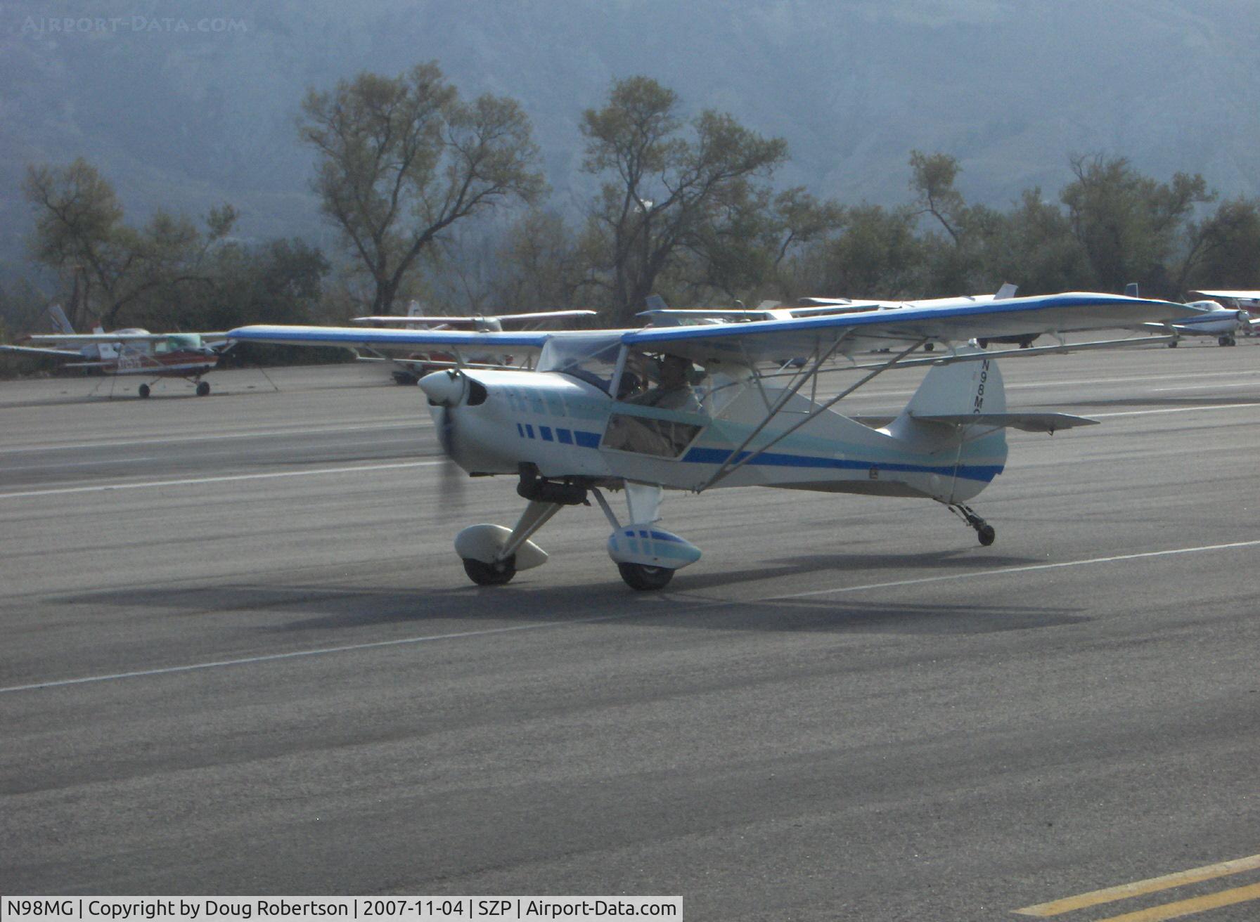 N98MG, 1997 Avid Flyer Mark IV C/N 678, 1997 Gonzalez AVID Mk4, Bombardier Rotax engine, taxi