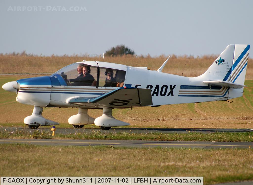 F-GAOX, Robin DR-400-140B Major C/N 1240, Taxiing to the Airclub