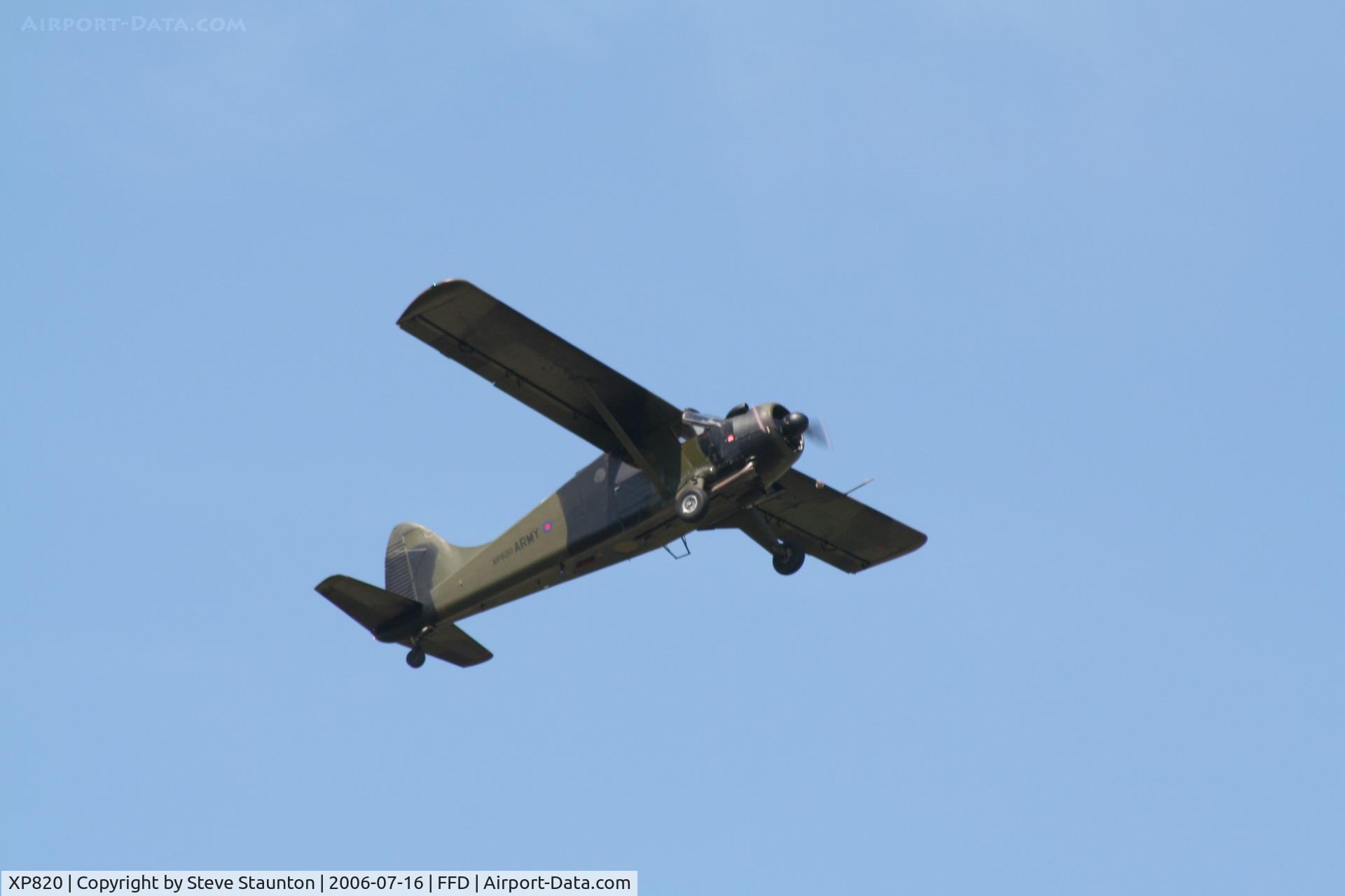 XP820, 1961 De Havilland Canada DHC-2 Beaver AL.1 C/N 1483, Royal International Air Tattoo 2006