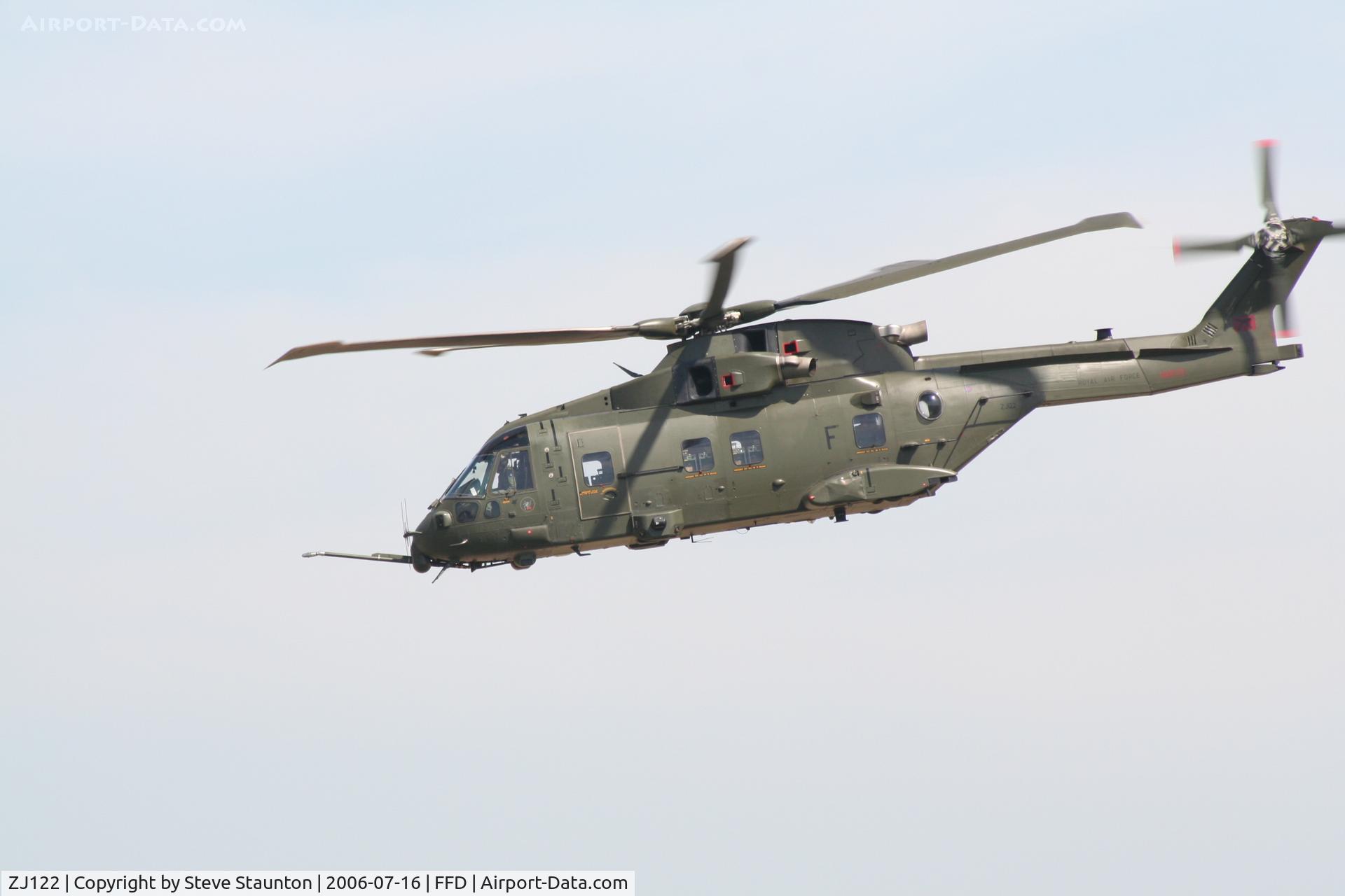 ZJ122, EHI EH101-411 Merlin HC3 C/N 50113/RAF06, Royal International Air Tattoo 2006