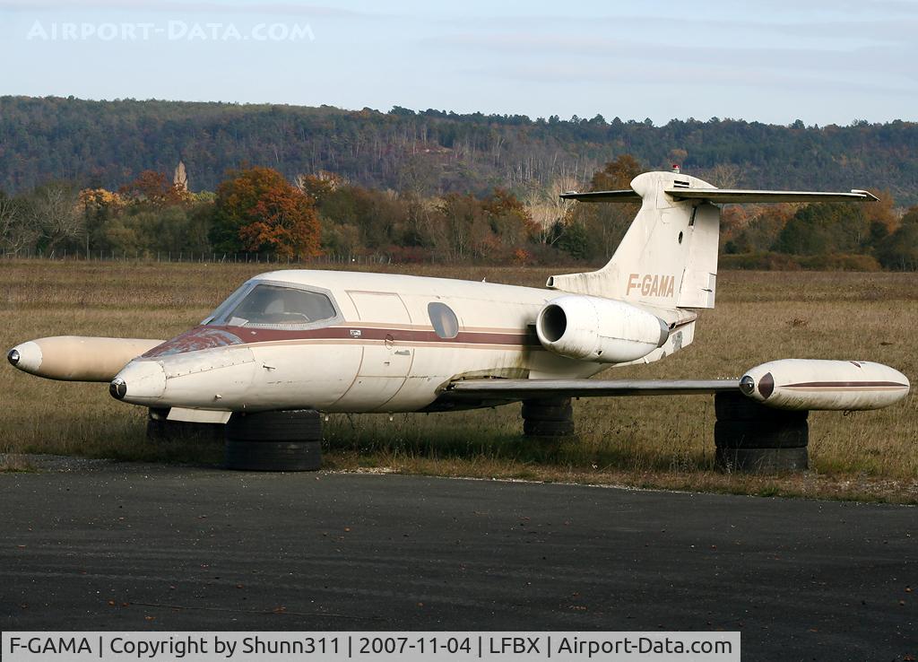 F-GAMA, 1964 Learjet 23 C/N 23-023, Used by AFPA as an instructional airframe and stored outside building
