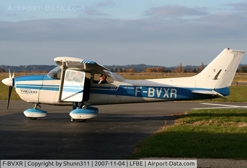 F-BVXR, Reims F172M Skyhawk Skyhawk C/N 1347, Parked at the Airclub
