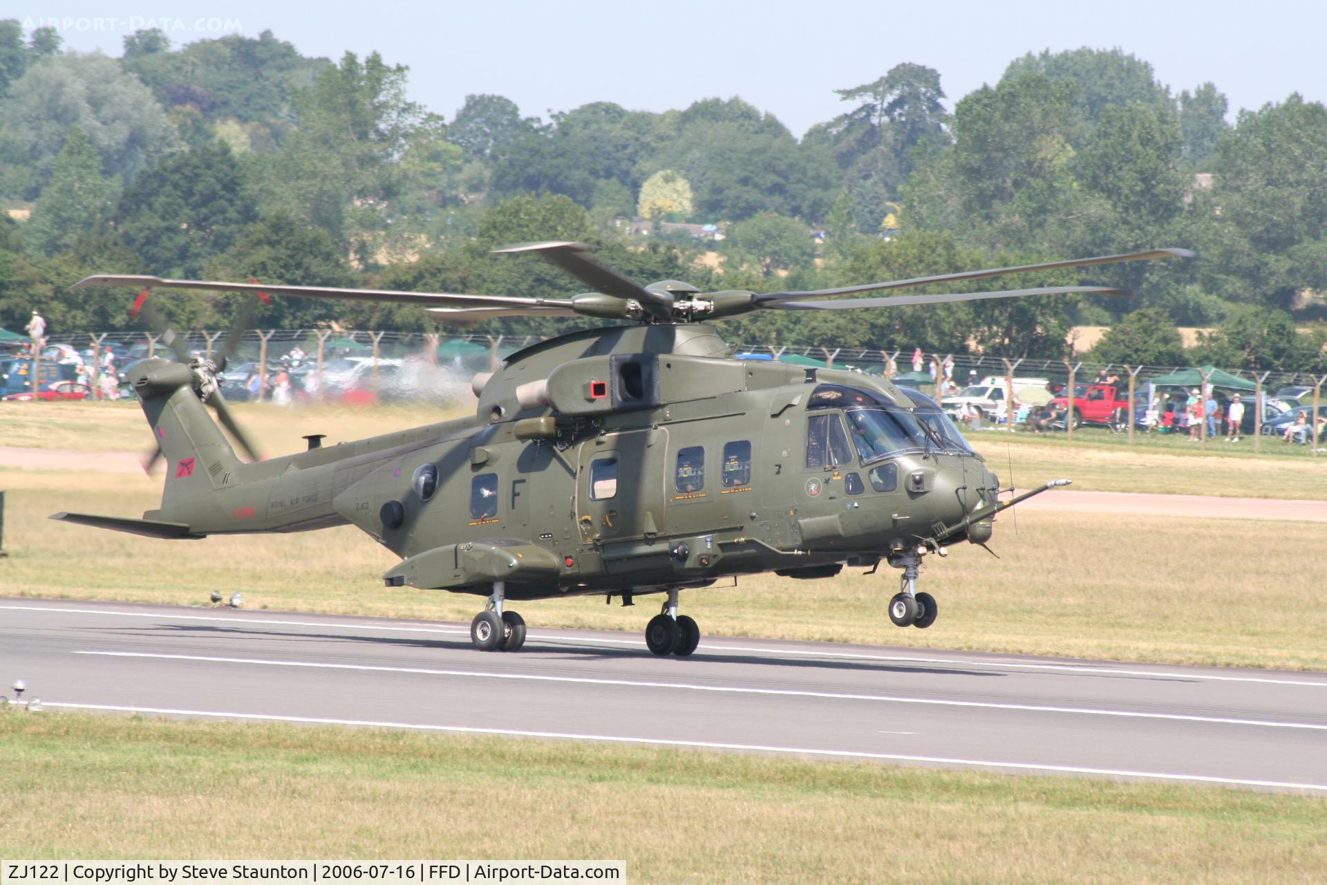 ZJ122, EHI EH101-411 Merlin HC3 C/N 50113/RAF06, Royal International Air Tattoo 2006