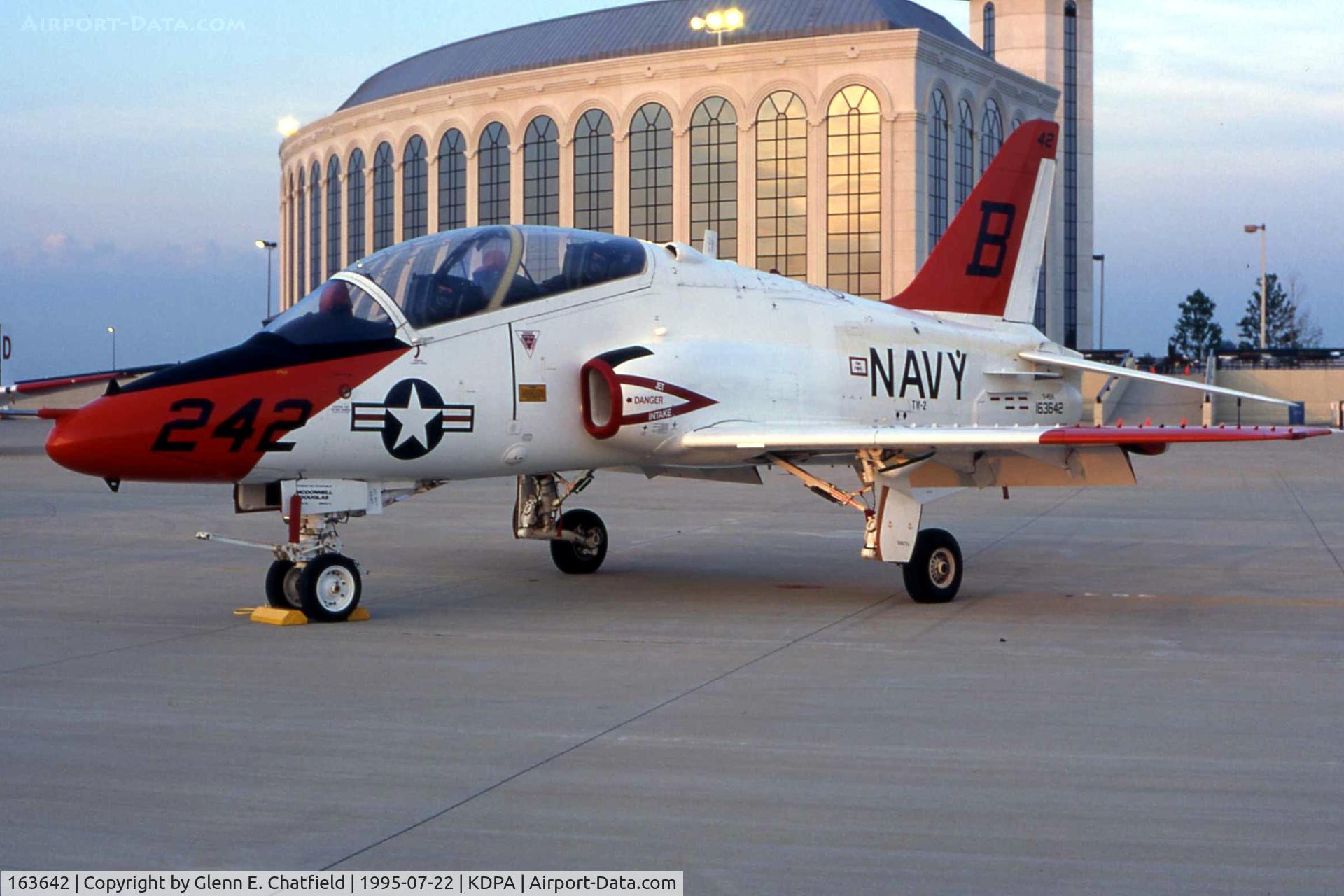 163642, McDonnell Douglas T-45A Goshawk C/N A044, T-45A on display for the air show