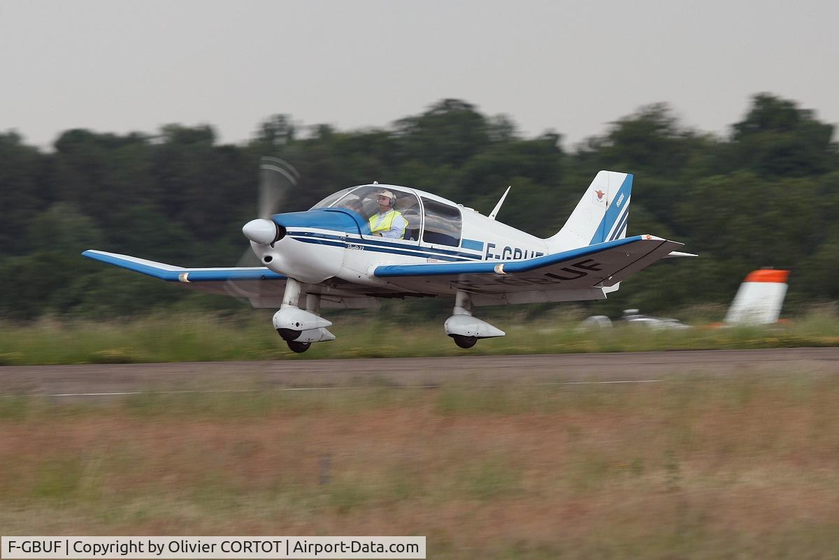 F-GBUF, Robin DR-400-120A C/N 1355, Taking off from Darois Airfield, burgundy, France