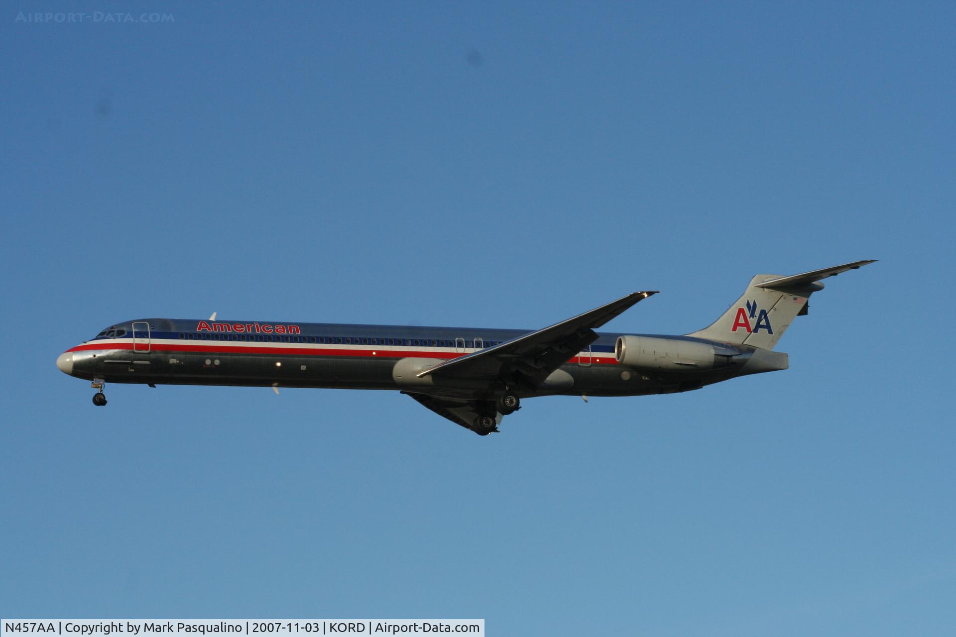 N457AA, 1988 McDonnell Douglas MD-82 (DC-9-82) C/N 49562, MD-82