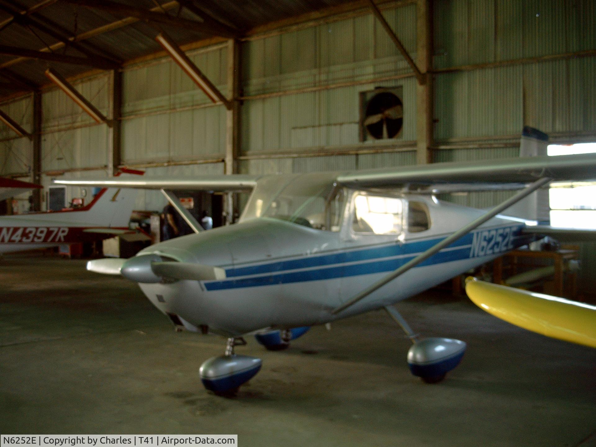 N6252E, 1959 Cessna 172 C/N 46352, Fixing to go outside and get a bath