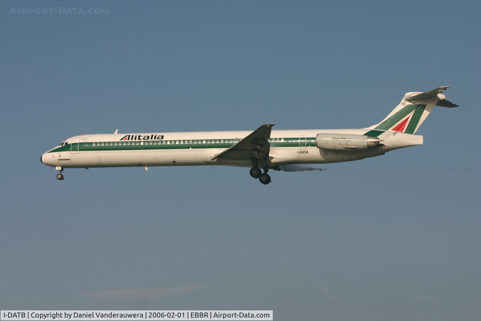 I-DATB, 1994 McDonnell Douglas MD-83 (DC-9-83) C/N 53221/2079, arrival of flight AZ146 to rwy 25L