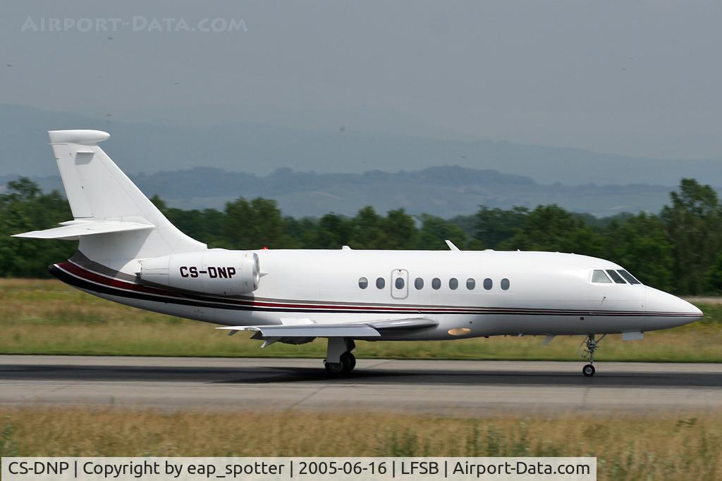 CS-DNP, 2000 Dassault Falcon 2000 C/N 109, departing rwy 16