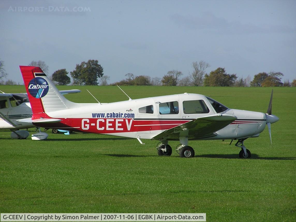 G-CEEV, 2002 Piper PA-28-161 Cherokee Warrior III C/N 2842162, PA-28 visiting Sywell