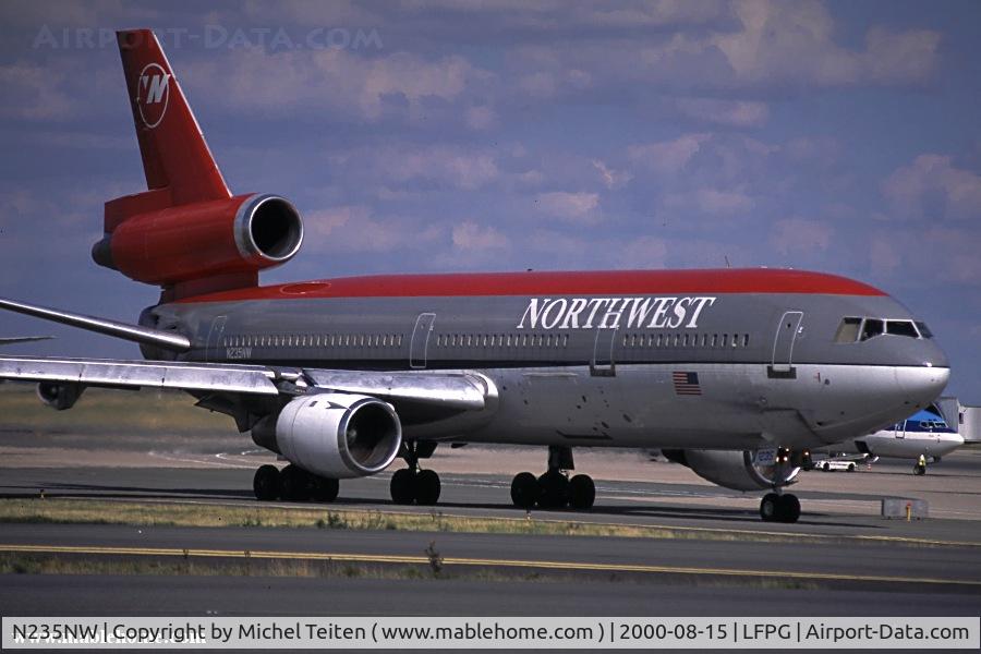 N235NW, 1975 McDonnell Douglas DC-10-30 C/N 46915, Northwest at Paris