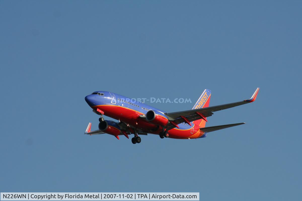 N226WN, 2005 Boeing 737-7H4 C/N 32494, Southwest