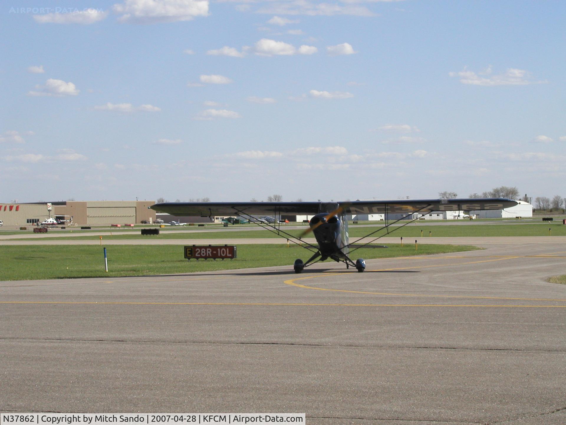 N37862, 1941 Porterfield CP-65 C/N 1009, Taxiing to the hangar.