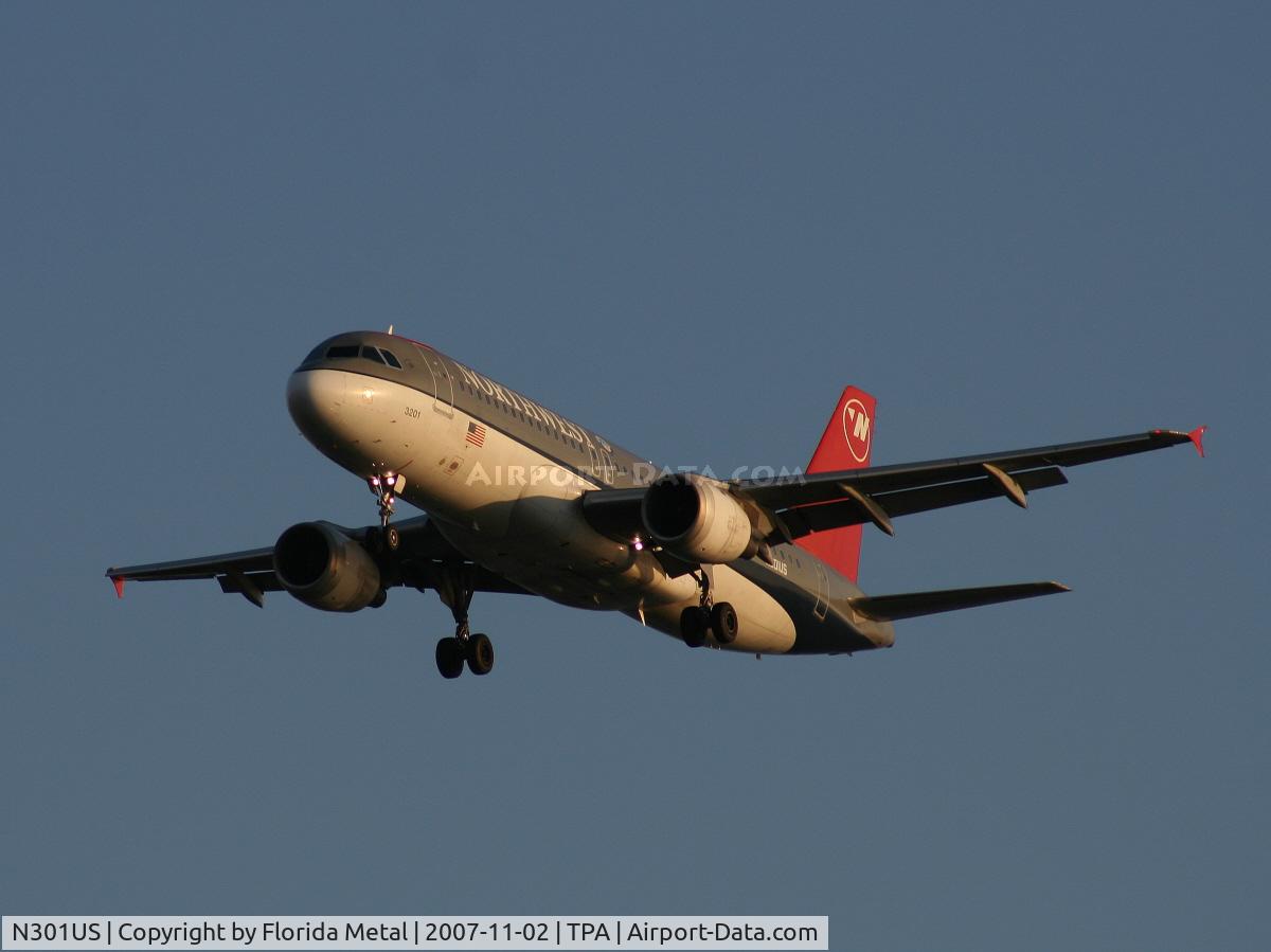 N301US, 1989 Airbus A320-211 C/N 031, Northwest