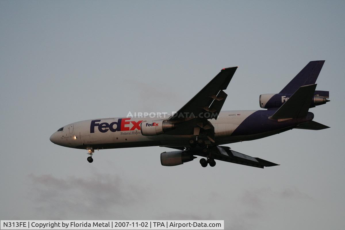 N313FE, 1988 McDonnell Douglas DC-10-30F C/N 48311, Fed Ex