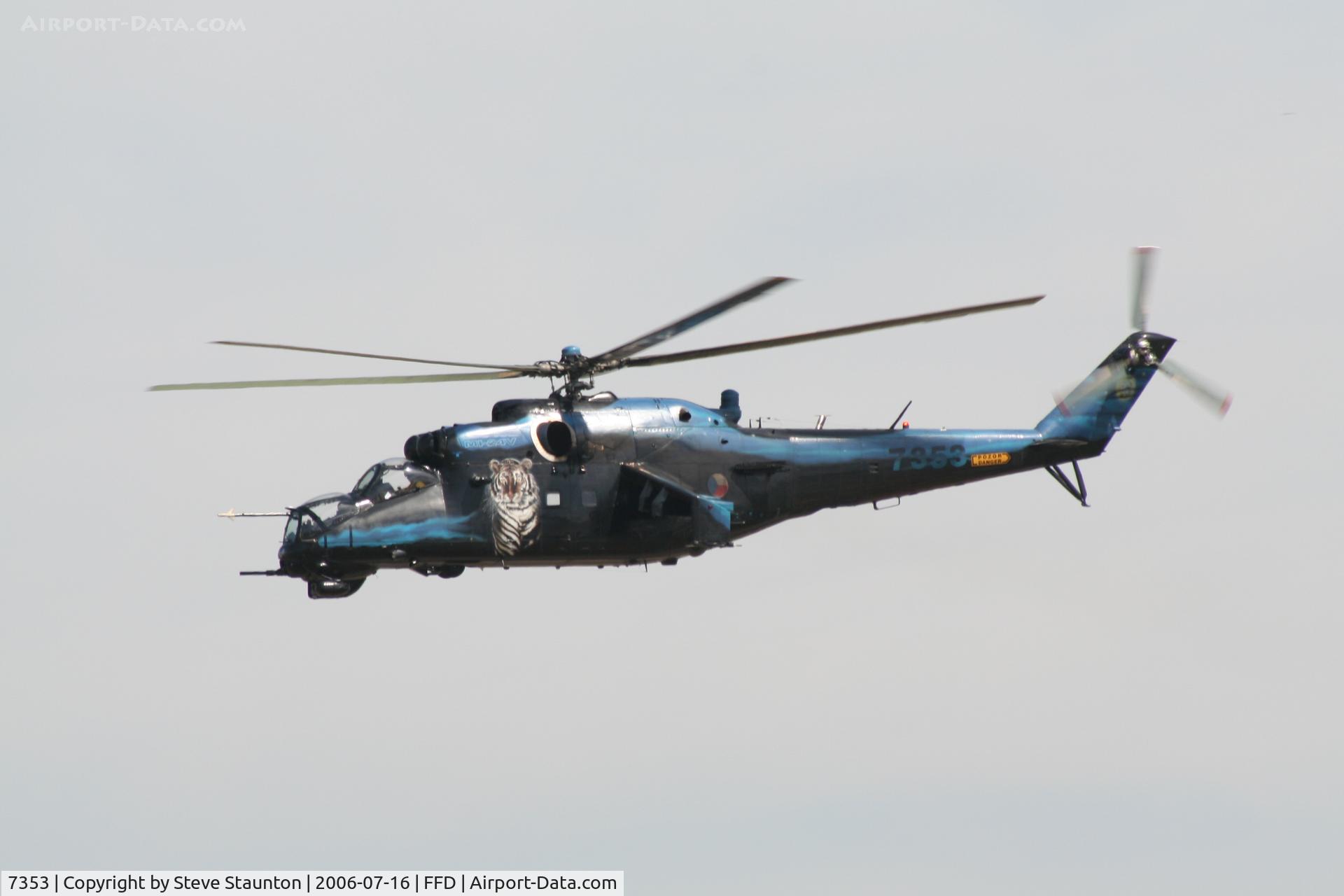 7353, Mil Mi-24V Hind E C/N 087353, Royal International Air Tattoo 2006