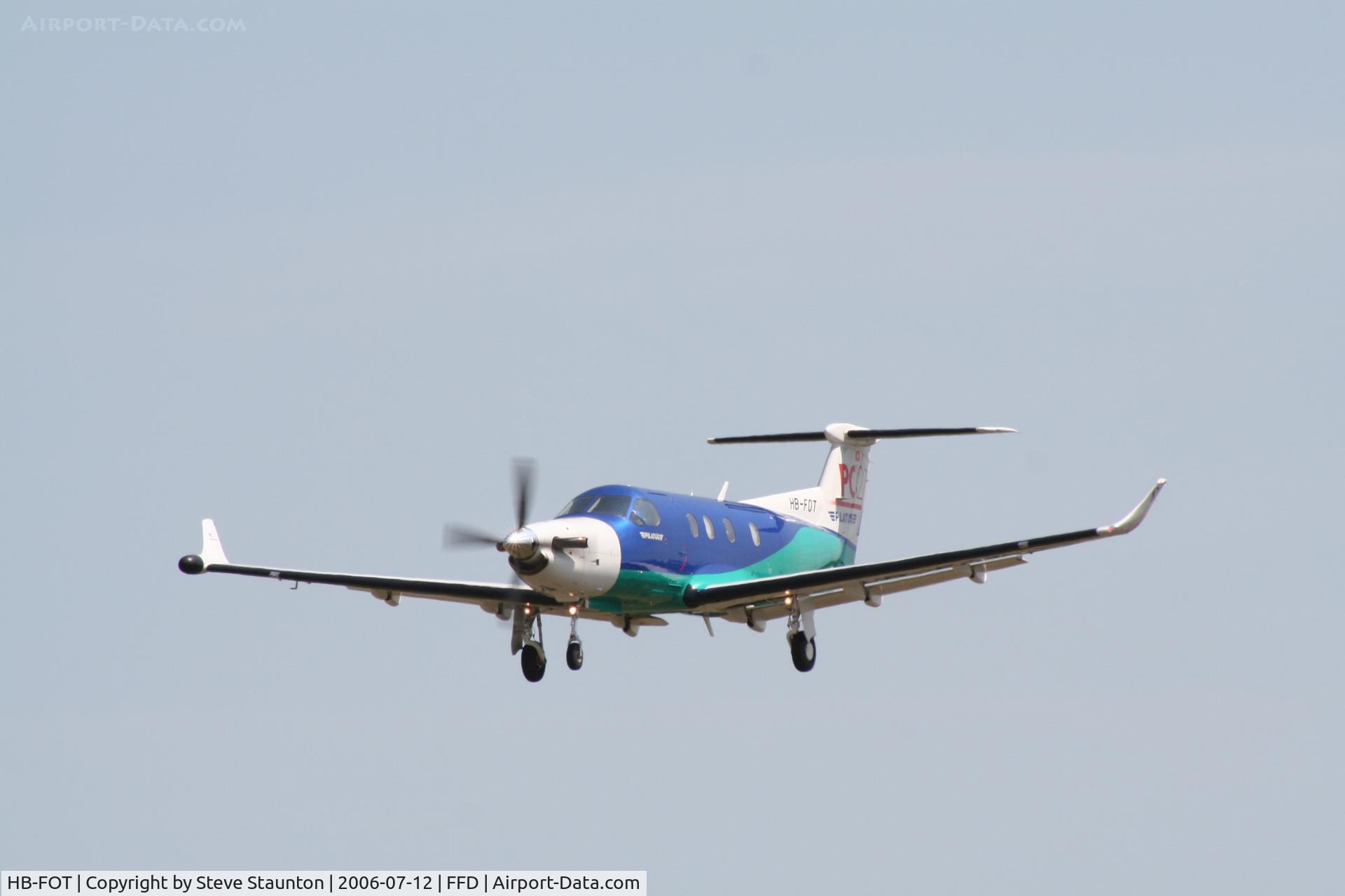 HB-FOT, 1995 Pilatus PC-12/45 C/N 121, Royal International Air Tattoo 2006