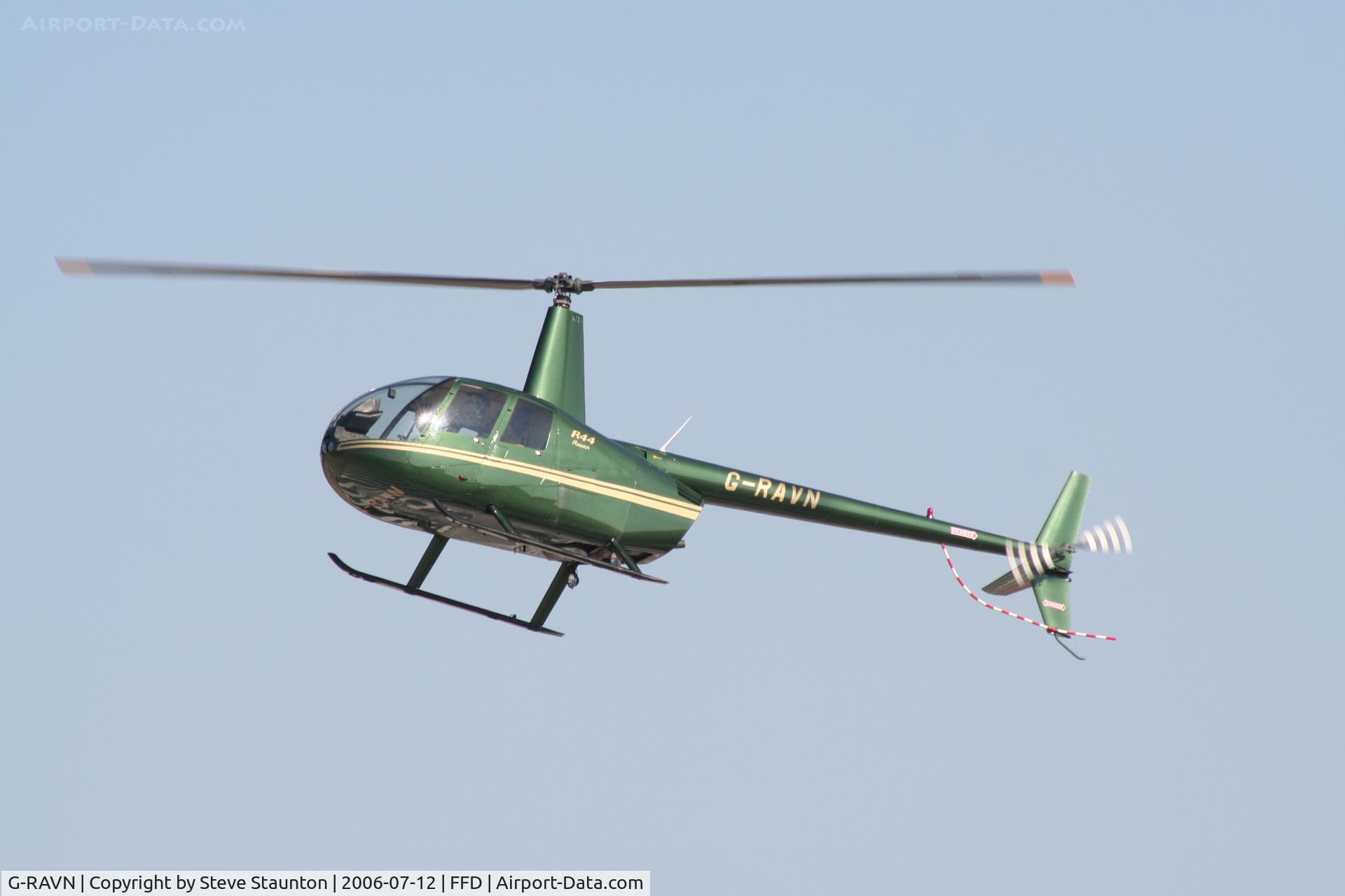 G-RAVN, 2001 Robinson R44 Raven C/N 1022, Royal International Air Tattoo 2006