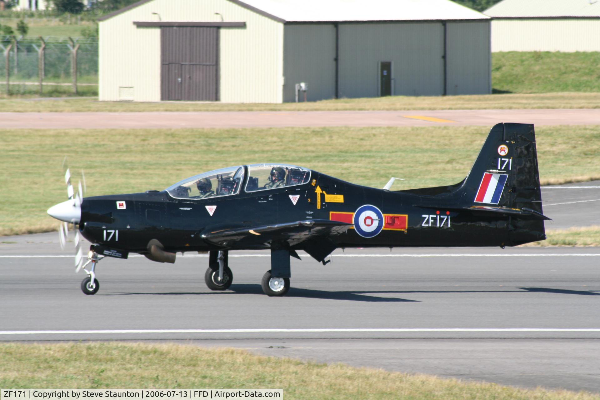 ZF171, 1989 Short S-312 Tucano T1 C/N S023/T23, Royal International Air Tattoo 2006