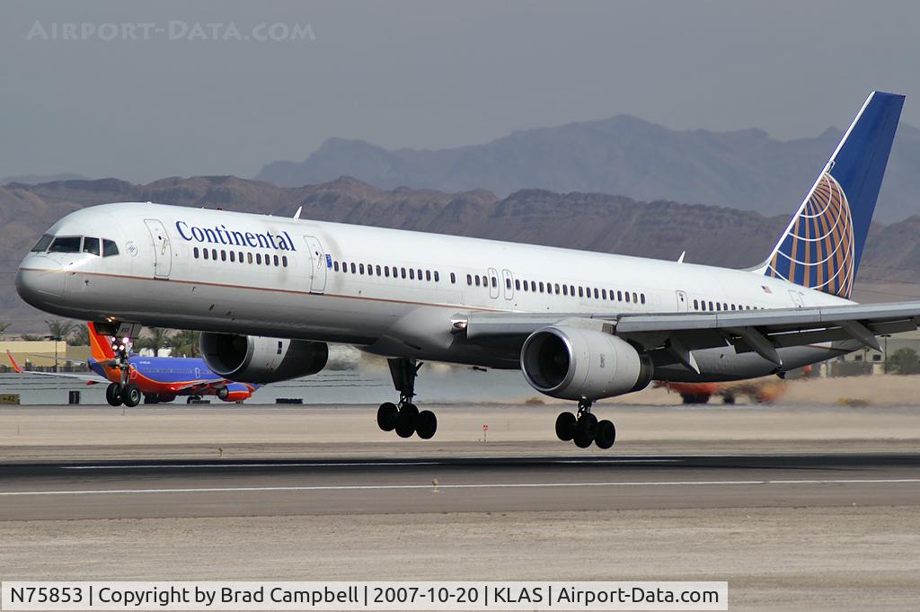 N75853, 2002 Boeing 757-324 C/N 32812, Continental Airlines / 2002 Boeing 757-324
