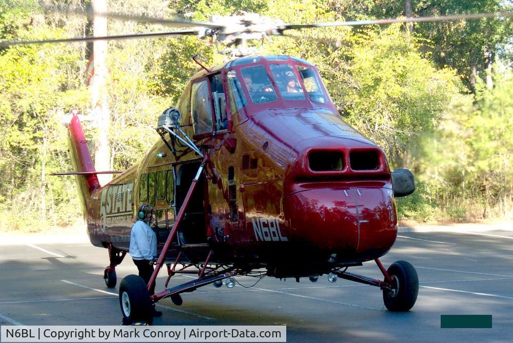 N6BL, 1962 Sikorsky S-58ET C/N 58-1567, N6BL during a visit the Woodlands Texas