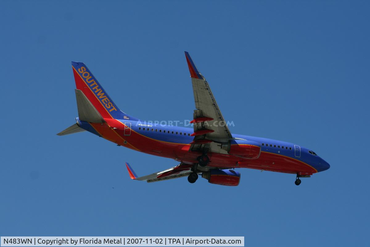 N483WN, 2004 Boeing 737-7H4 C/N 32472, Southwest