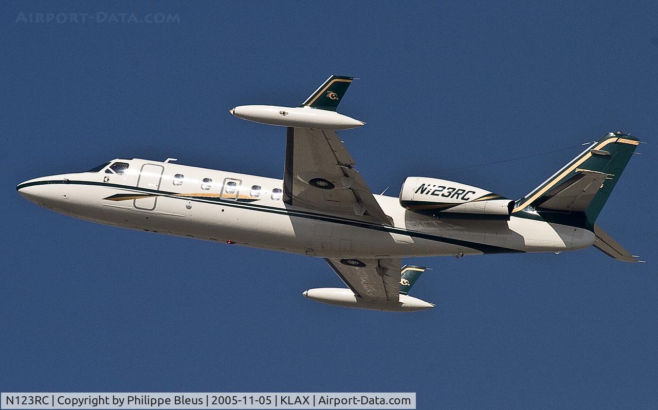 N123RC, 1981 Israel Aircraft Industries IAI-1124A Westwind II C/N 349, As you wil see, it's a picture of the aircraft wearing this registration in 2005. Climbing to the ocean in a clear blue sky, an exception for LAX.