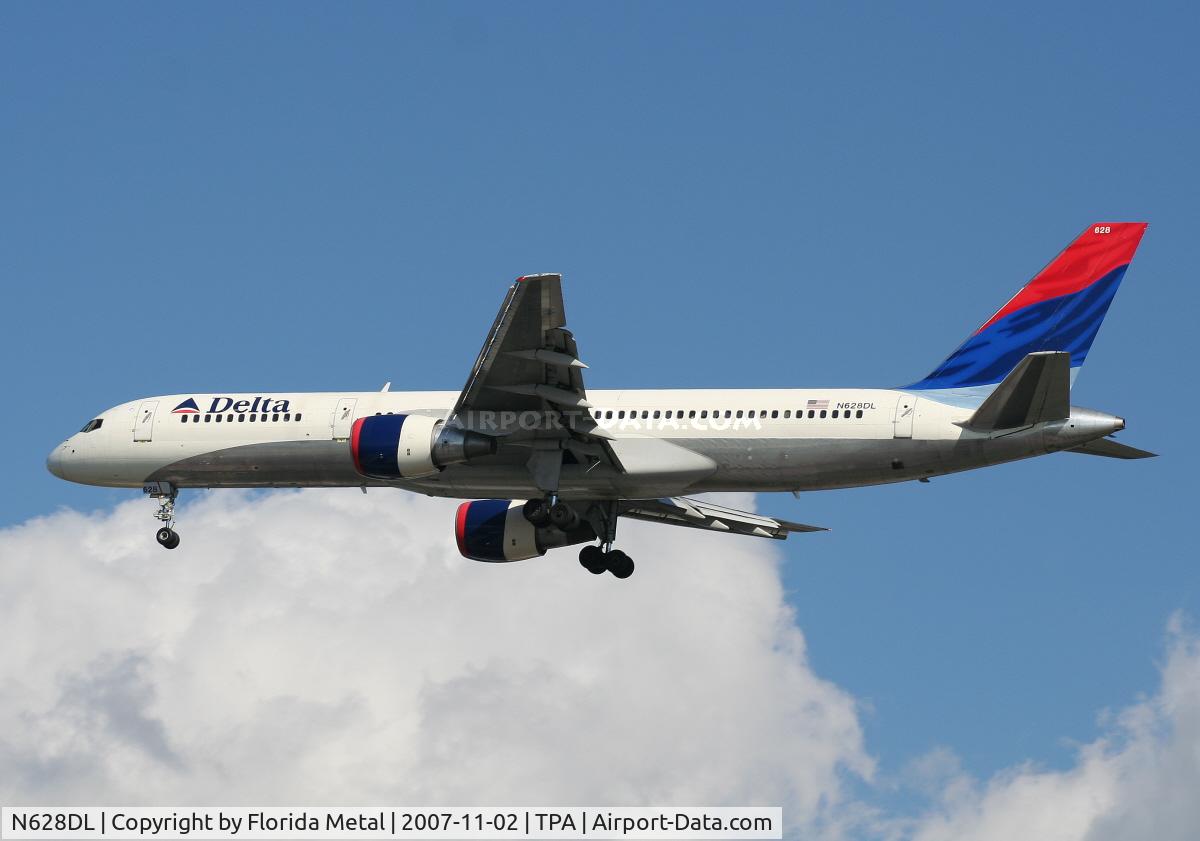 N628DL, 1987 Boeing 757-232 C/N 22918, Delta