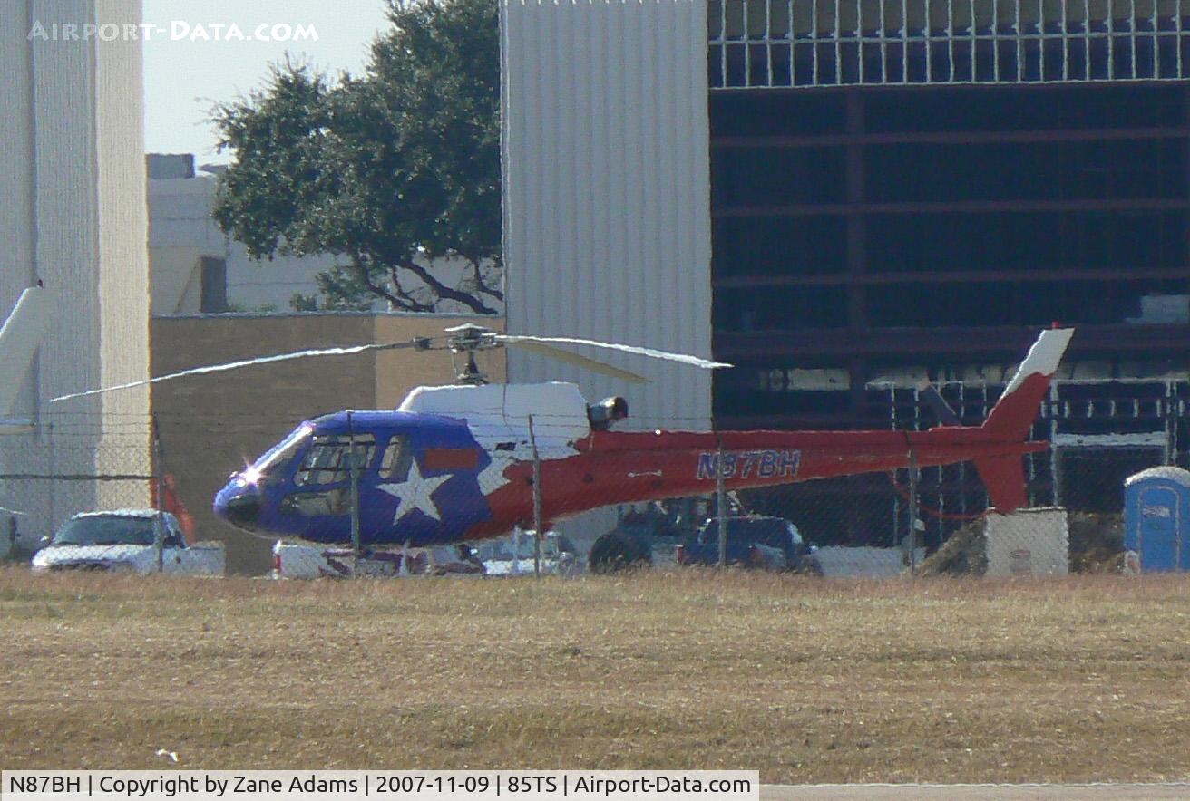N87BH, 1993 Eurocopter AS-350B-2 Ecureuil C/N 2708, At American Eurocopter - Grand Prairie, TX